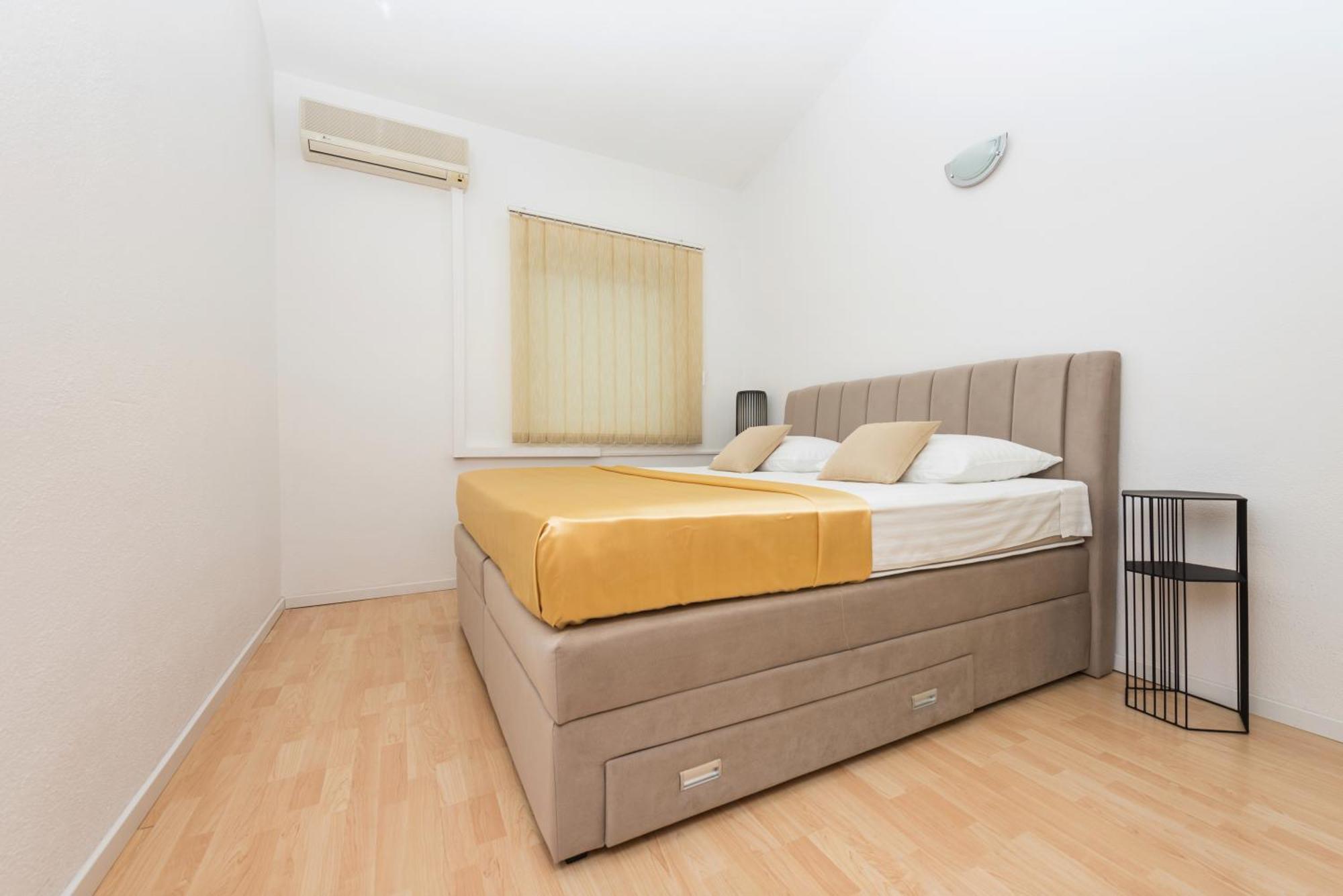 Apartman Filipovic Makarska Ngoại thất bức ảnh
