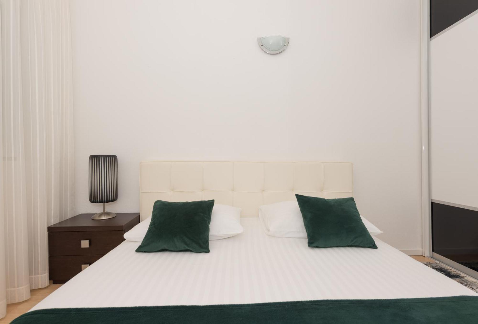 Apartman Filipovic Makarska Ngoại thất bức ảnh